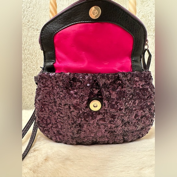 Juicy Plum Sequin Clutch - Picture 2 of 6